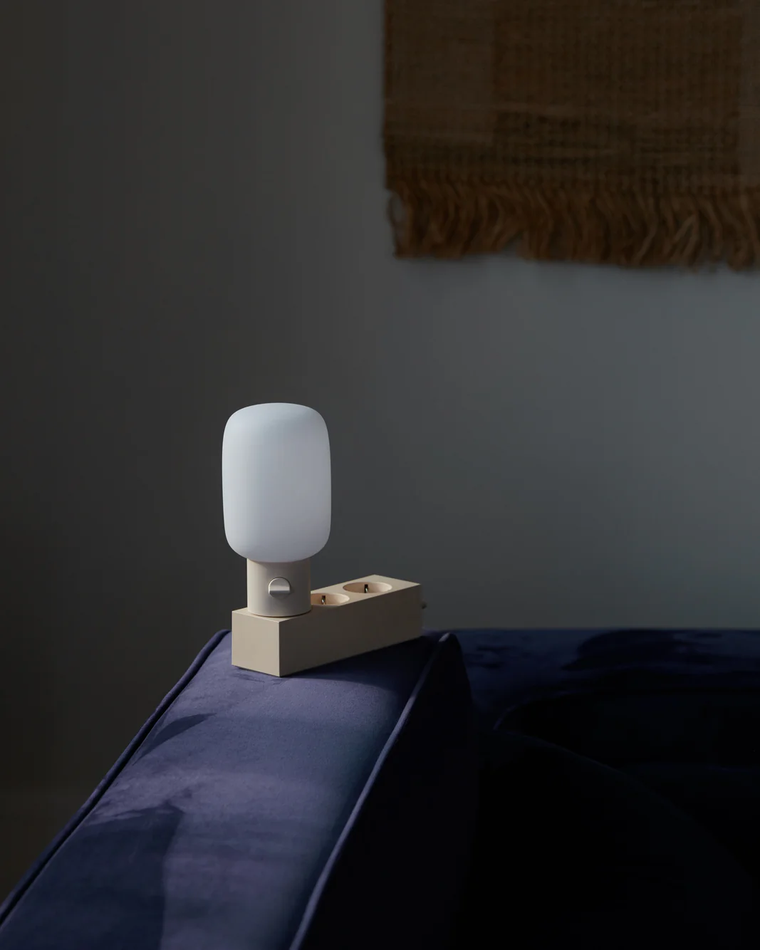 Plug-in Lamp - Pearl - Image 4
